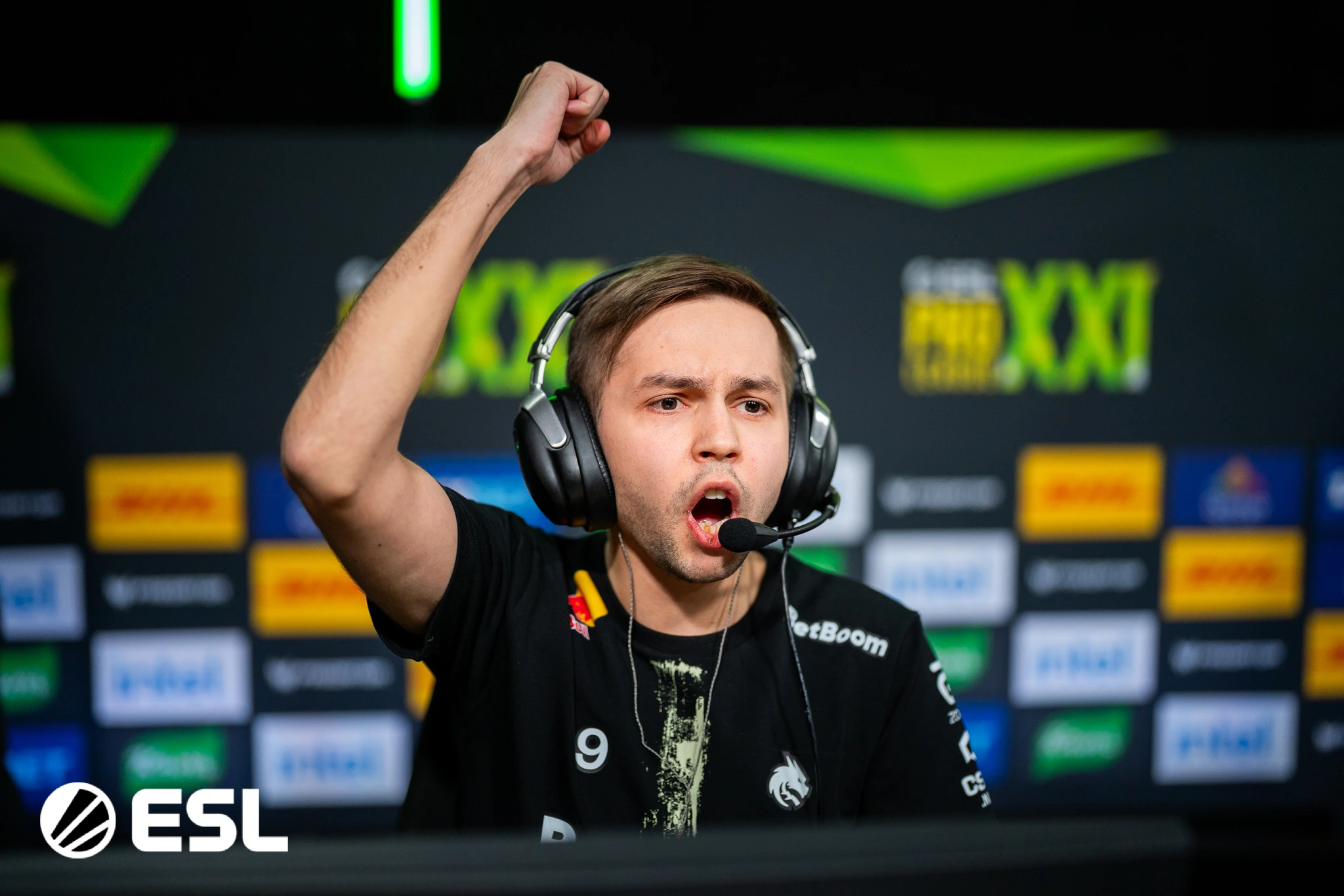 精神消除了永恒的火力到达ESL Pro League赛季21半决赛