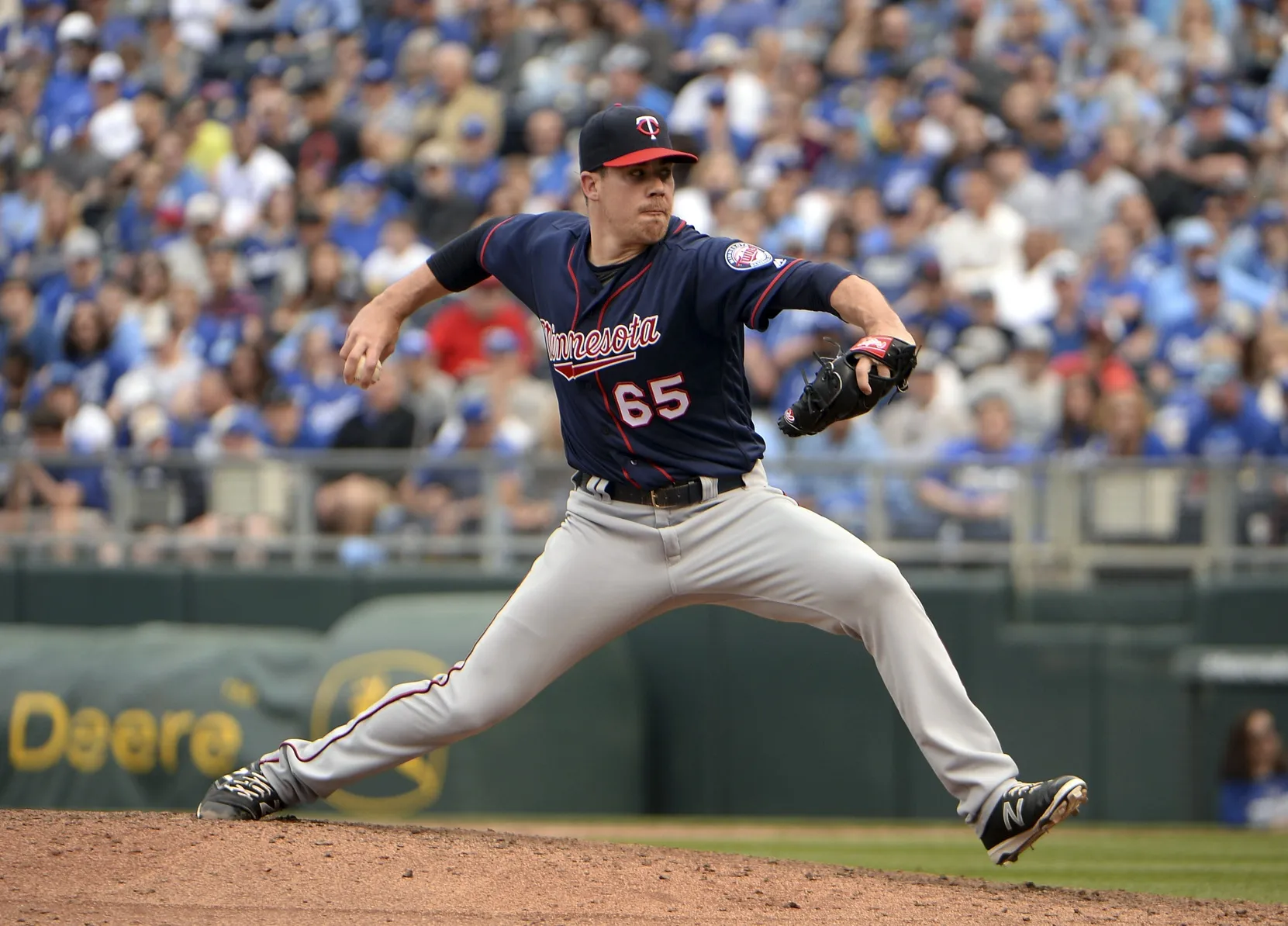 职业投手 Trevor May 加入 Luminosity 担任品牌大使