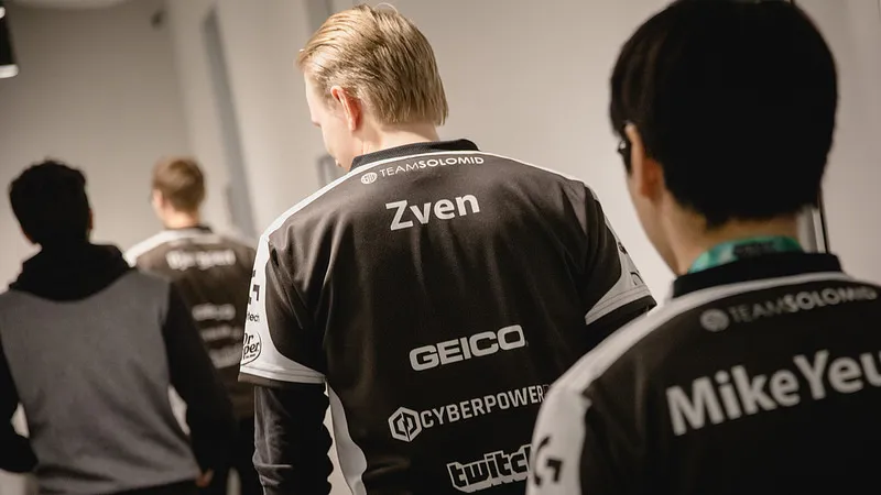 Zven引用了TSM糟糕賽季缺乏團隊身份