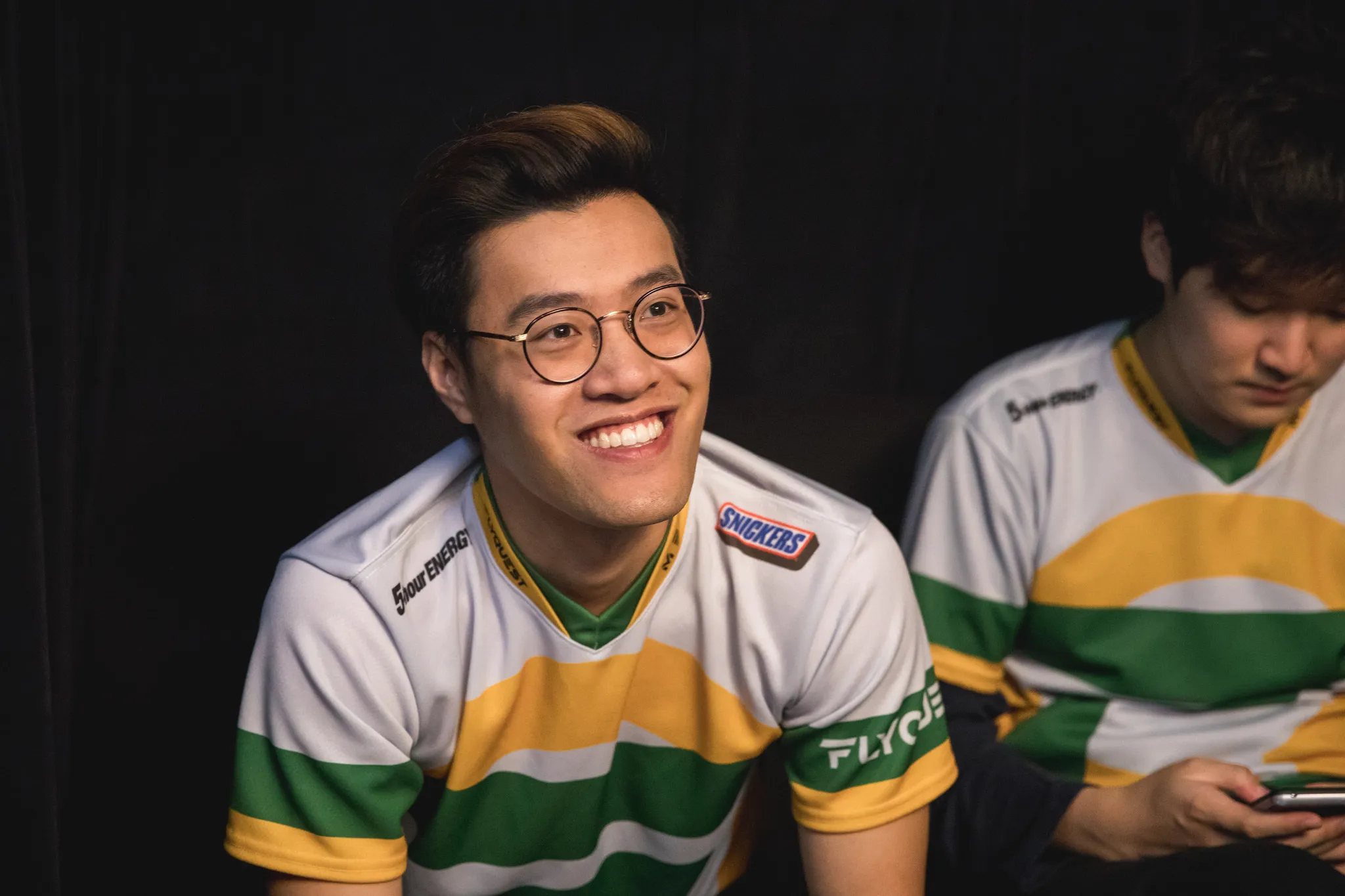 Flyquest引导他们内心的Xpeke击败TSM