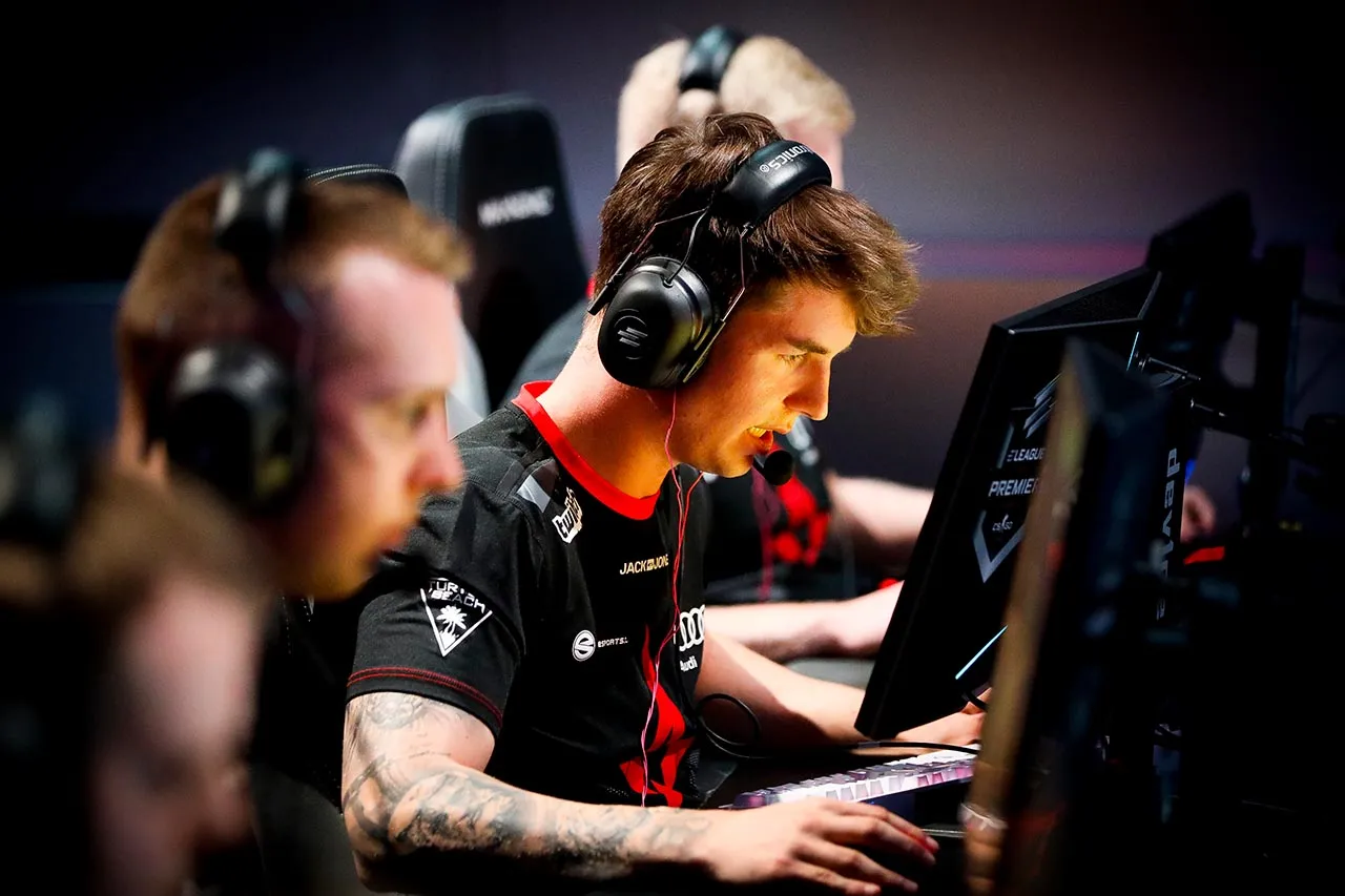 XYP9X：“當您是第一支球隊時，很難更改元