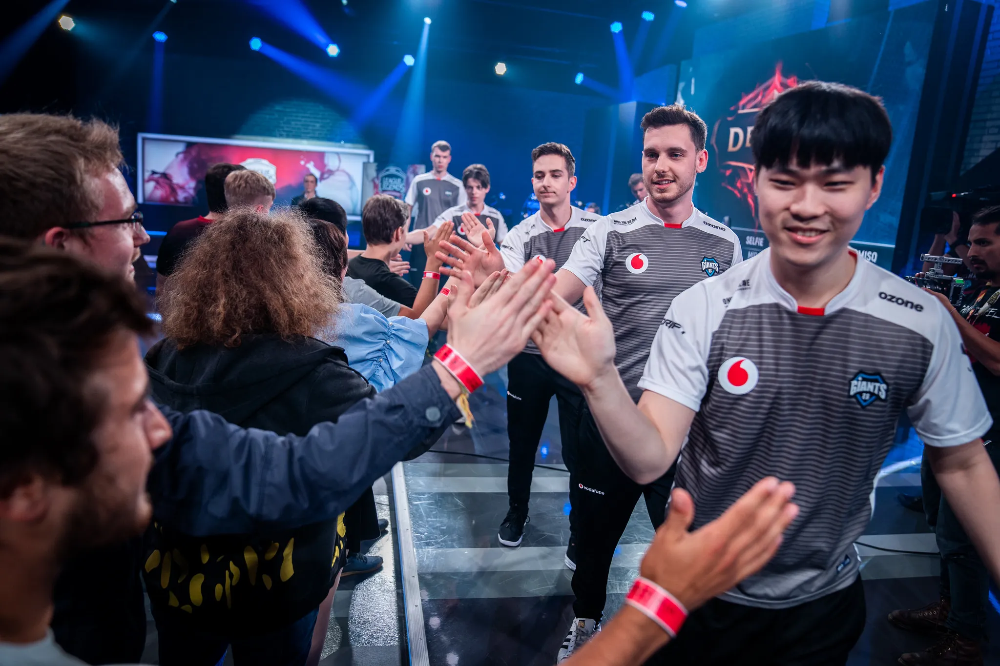 Giants 在 EU LCS 中爆冷击败 G2