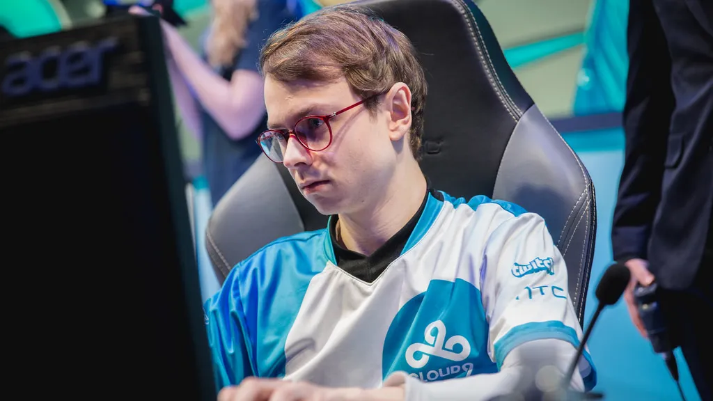 幻想摊牌：Bjergsen vs。詹森