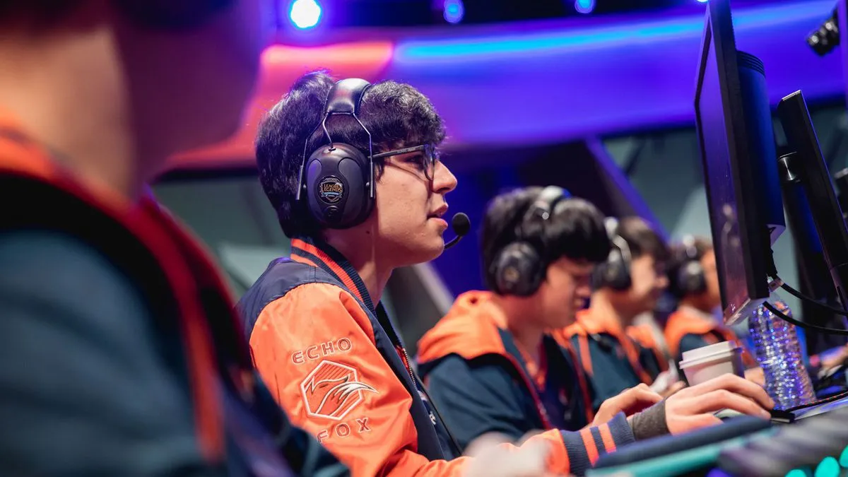 Echo Fox掃式離合器遊戲在2018 NA LCS Spring Split中獲得第三名