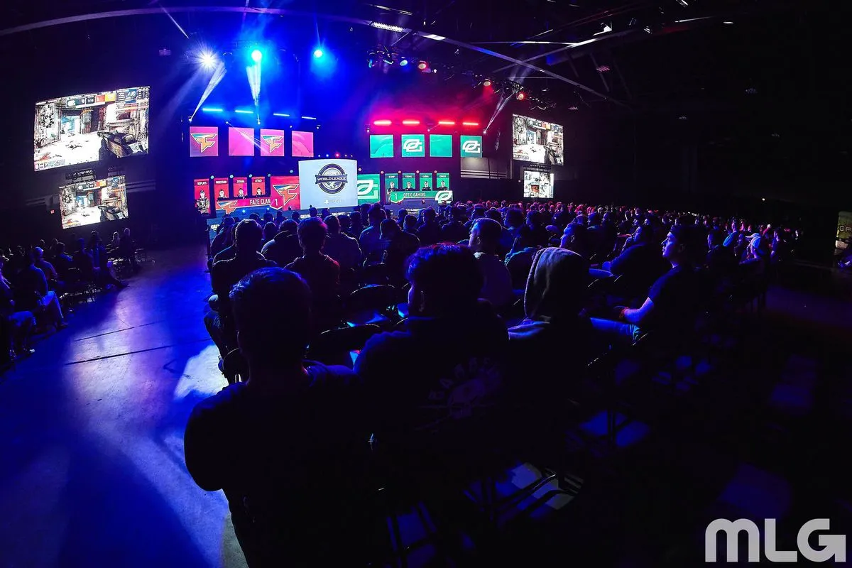 泳池遊戲在2018年CWL伯明翰公開賽上結束時，Optic Gaming和Splyce仍然不敗