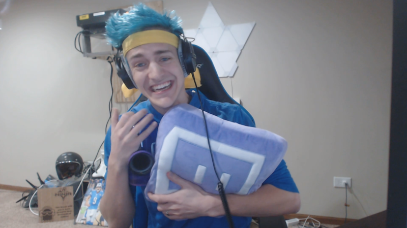 忍者礼物100 subs to Twitch彩流人在fortnite狙击下注