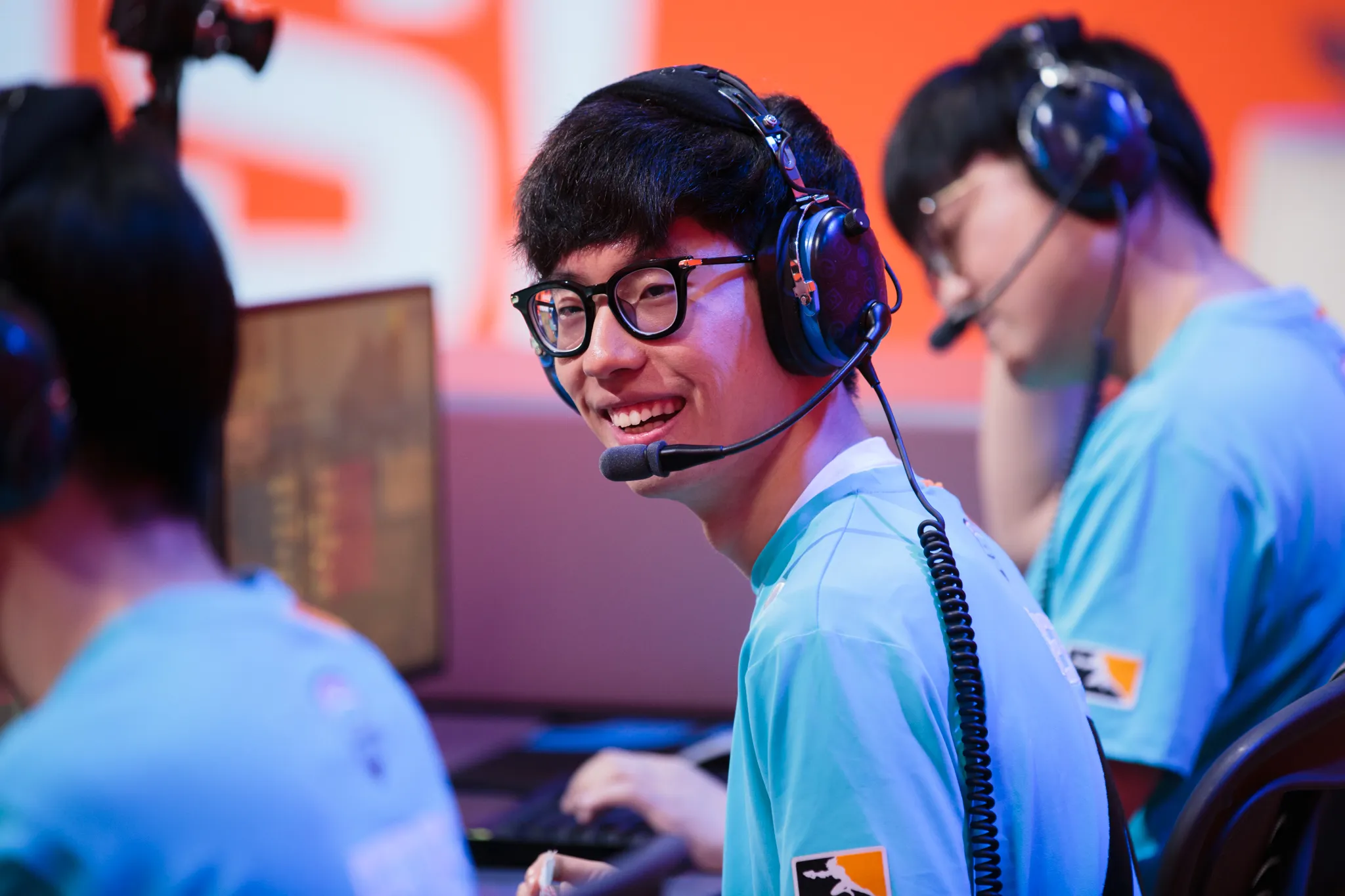 倫敦Spitfire標誌與Logitech G的Gear贊助協議