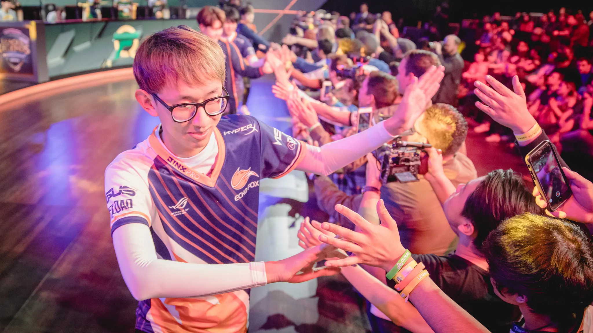 Echo Fox 在 Cloud9 上以 50 分钟的紧张状态保持不败