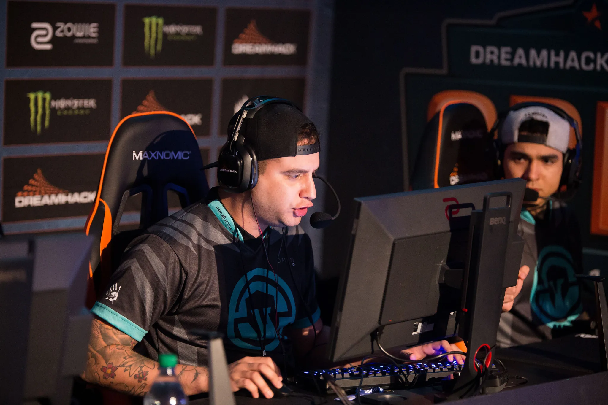 KNg 因不當行為被 100 Thieves 釋放