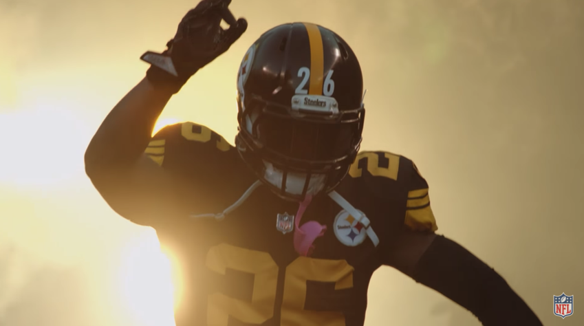NFL球员Le'Veon Bell本周穿着以COD主题的防滑钉为主题