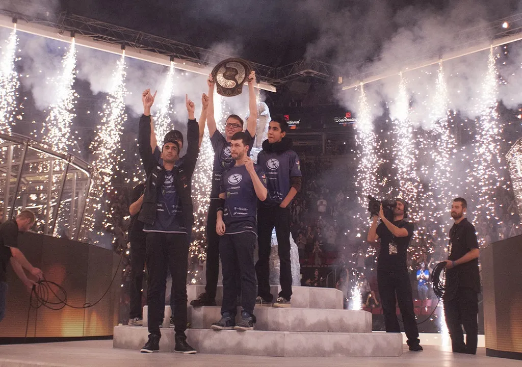 据报道，PPD恢复了Dota 2播放器的现役