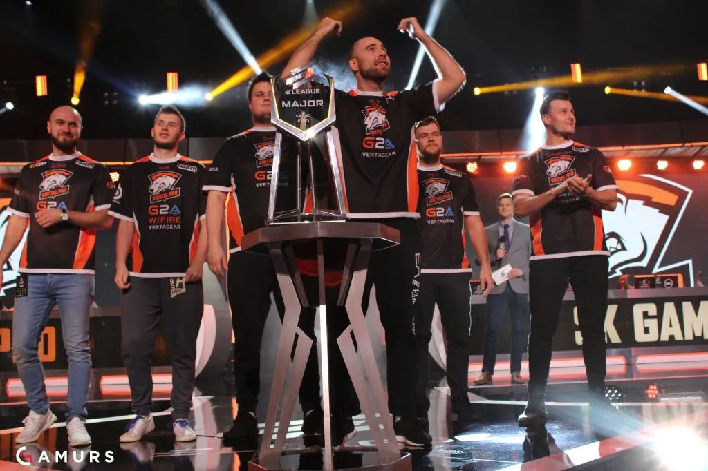 virtus.pro结束SK的主要跑步，将在总决赛中面对Astralis