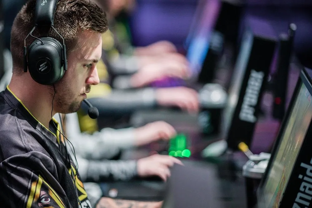 敬虔保持不败：ESEA Premier第3周回顾