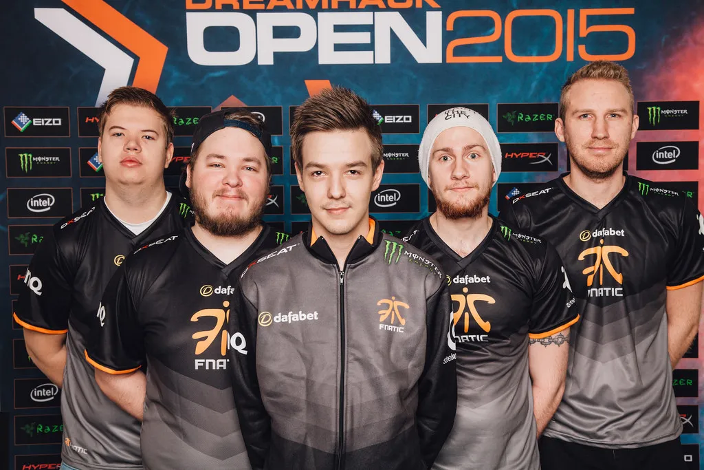 fnatic vs the World 