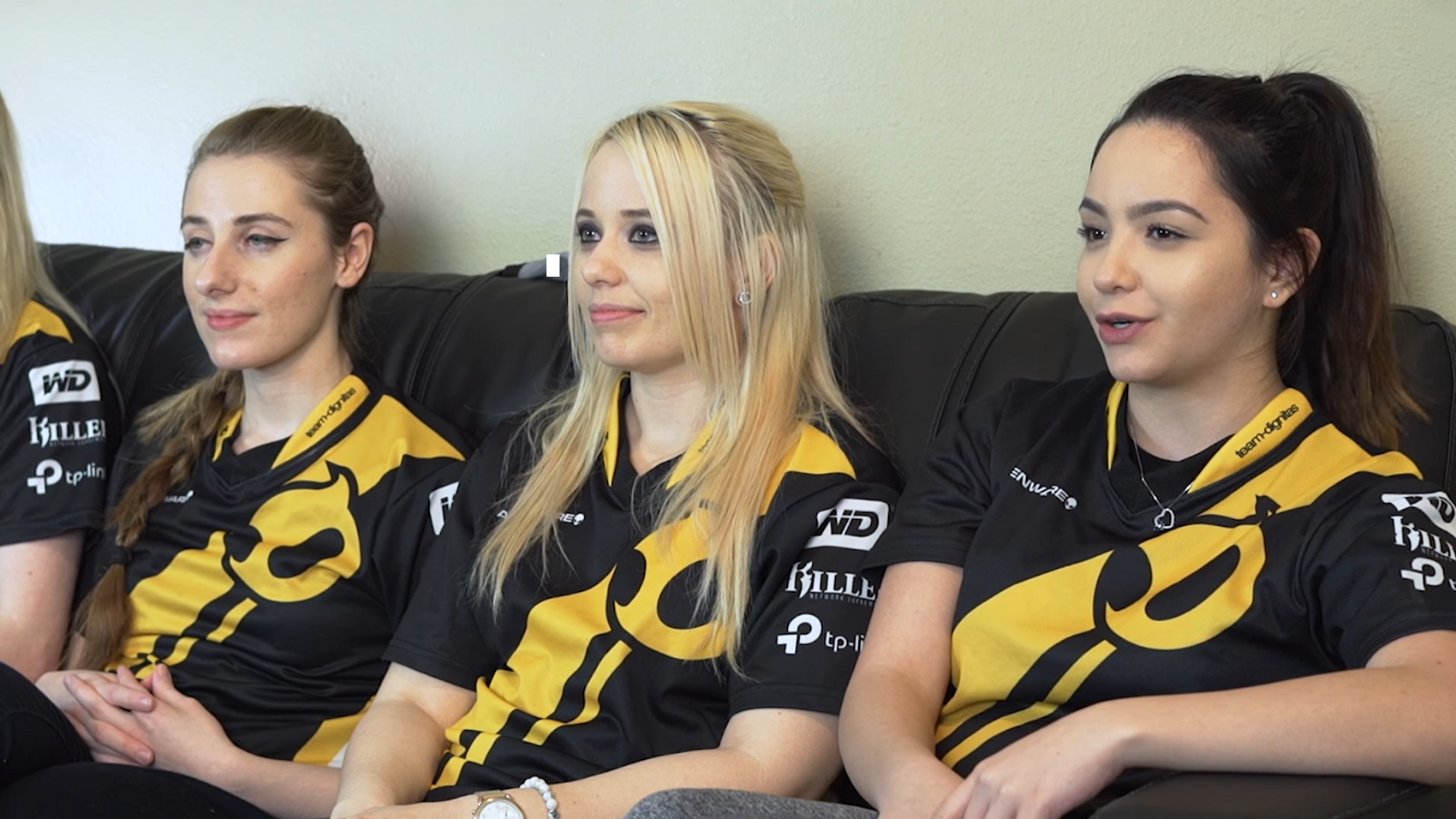 Dignitas團隊簽署了女子CS：GO團隊