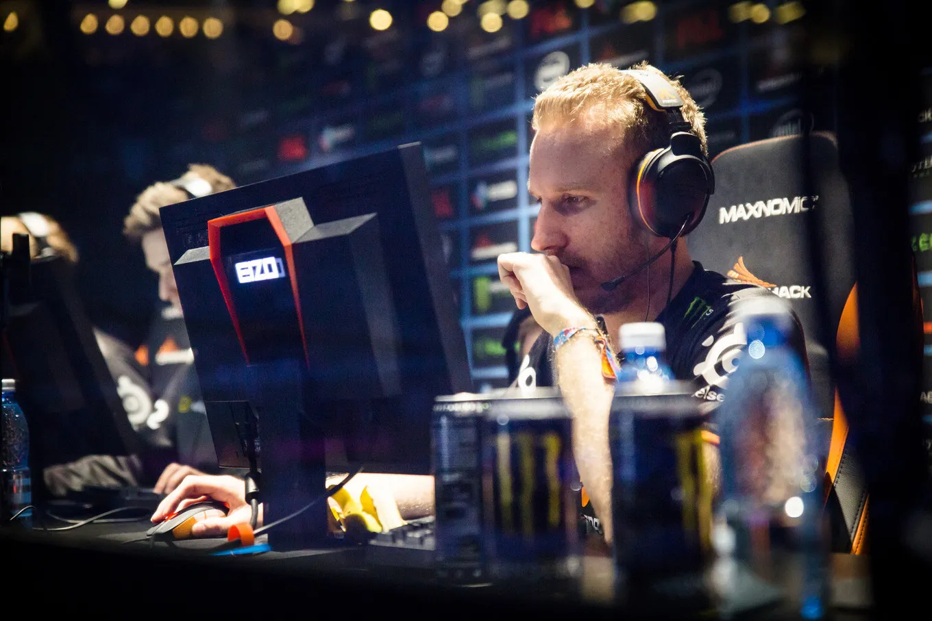 Olofmeister今晚在Eleague首次亮相中返回Fnatic