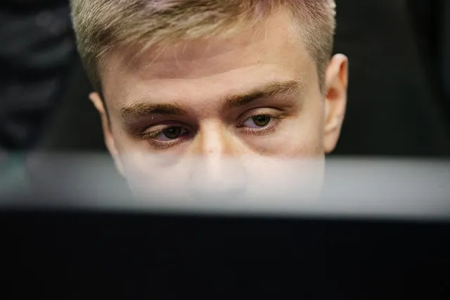 Gambit 签下 Ferzee 阵容，重返 Dota 2