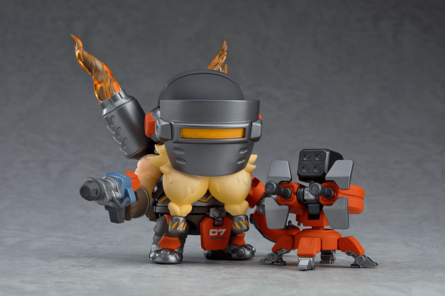 Good Smile Company 的黏土人托比昂配備了一個小型砲塔