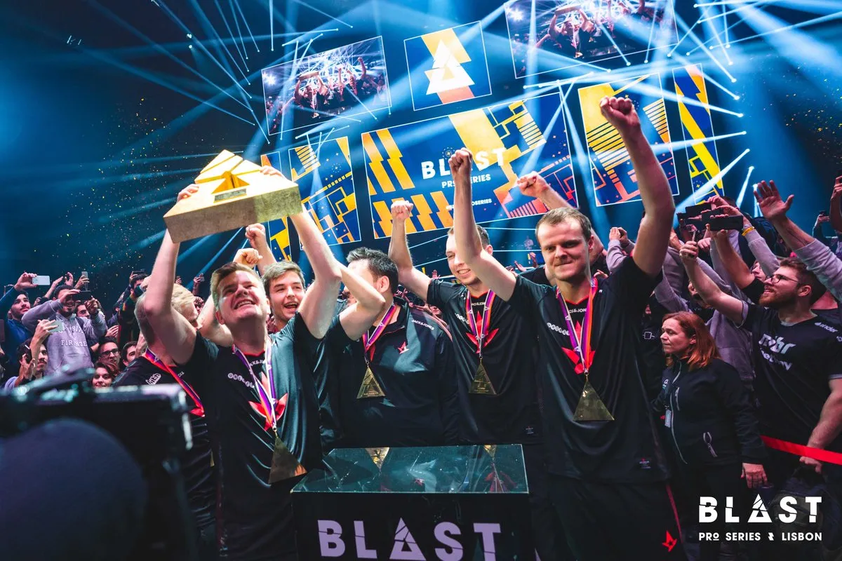 Astralis在Blast Pro系列里斯本的冠军结束了一年