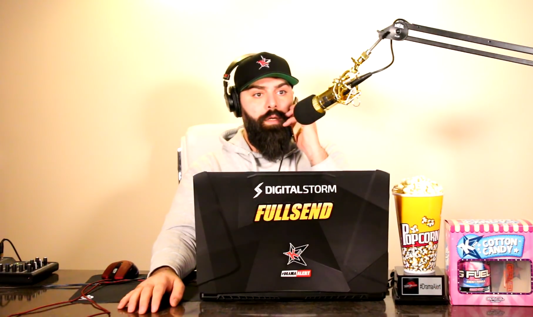 Keemstar停止了无人机BR的生产，专注于生存游戏