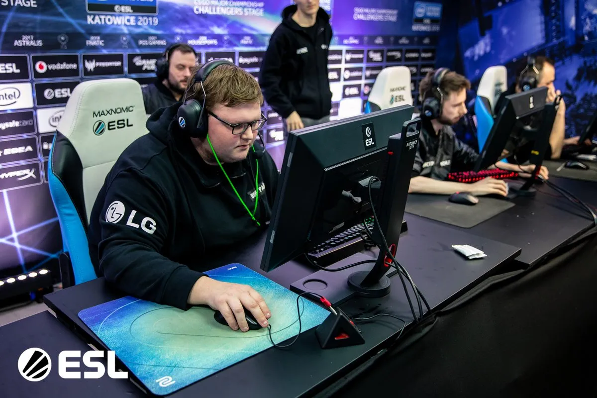 fnatic面孔淘汰後，第二天的IEM Katowice Major