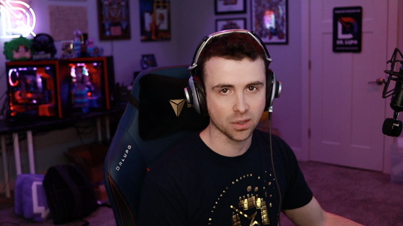 Drlupo的兒子對看到他的祖母在溪流中有令人心動的反應