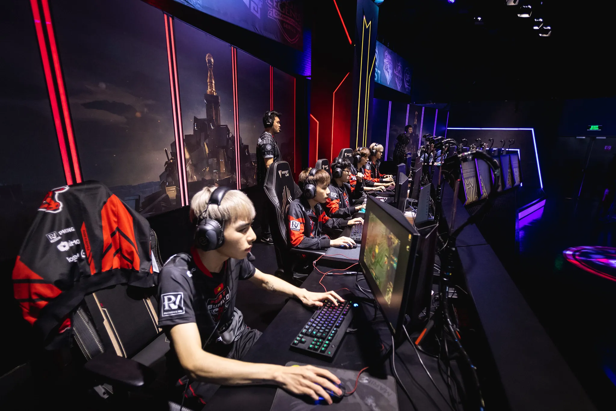 Phong Vũ Buffalo 贏得 A 組冠軍並晉級 MSI 2019 迎戰 Team Liquid