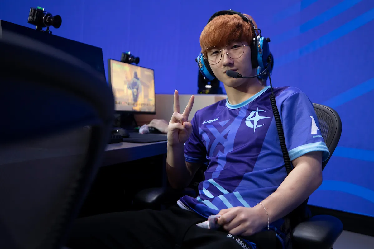 JJoNak 在 2022 年《守望先锋联赛》赛季前与纽约九霄天擎队分道扬镳