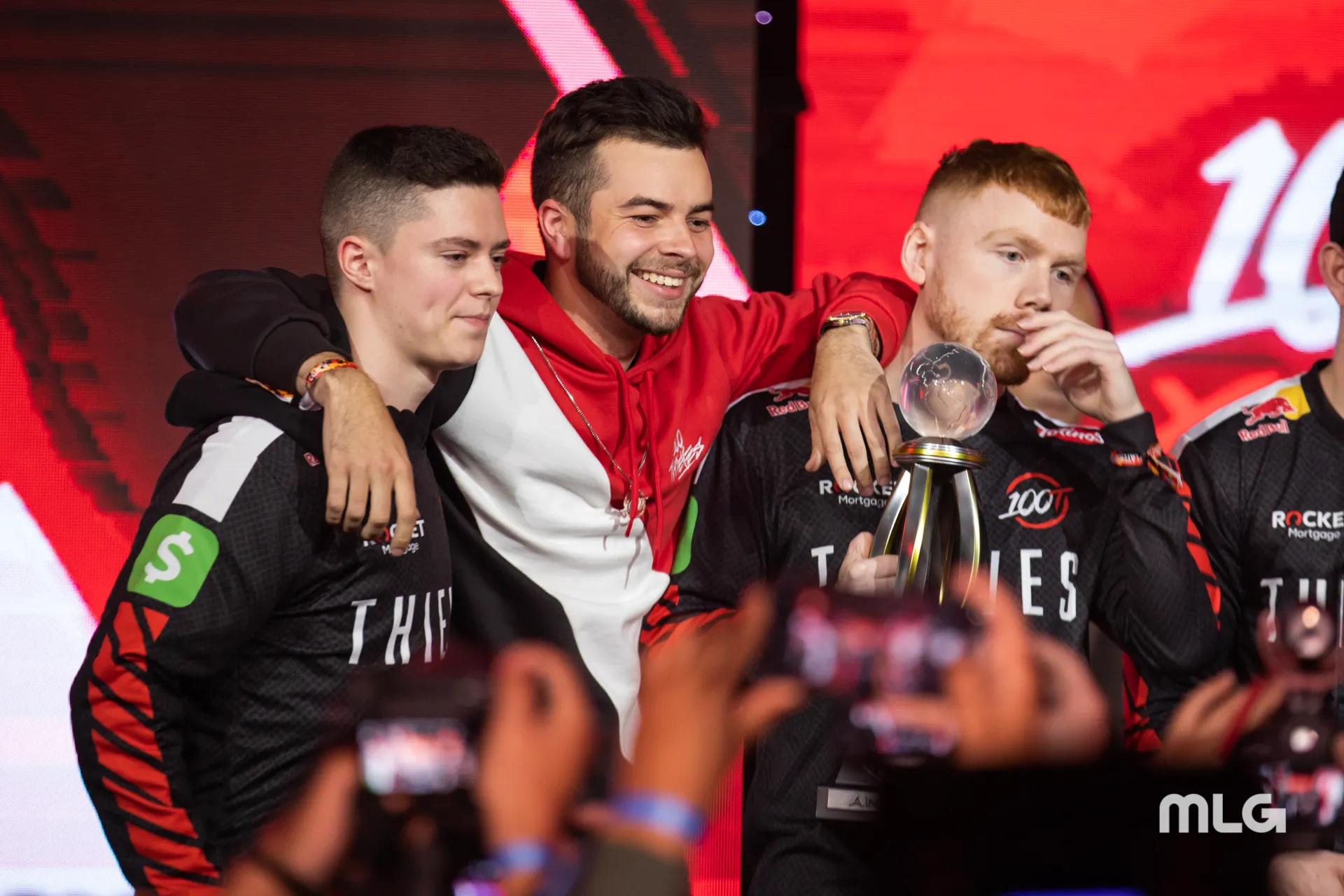 據報導 100 Thieves 從 OpTic Gaming 收購了洛杉磯使命召喚聯盟球隊