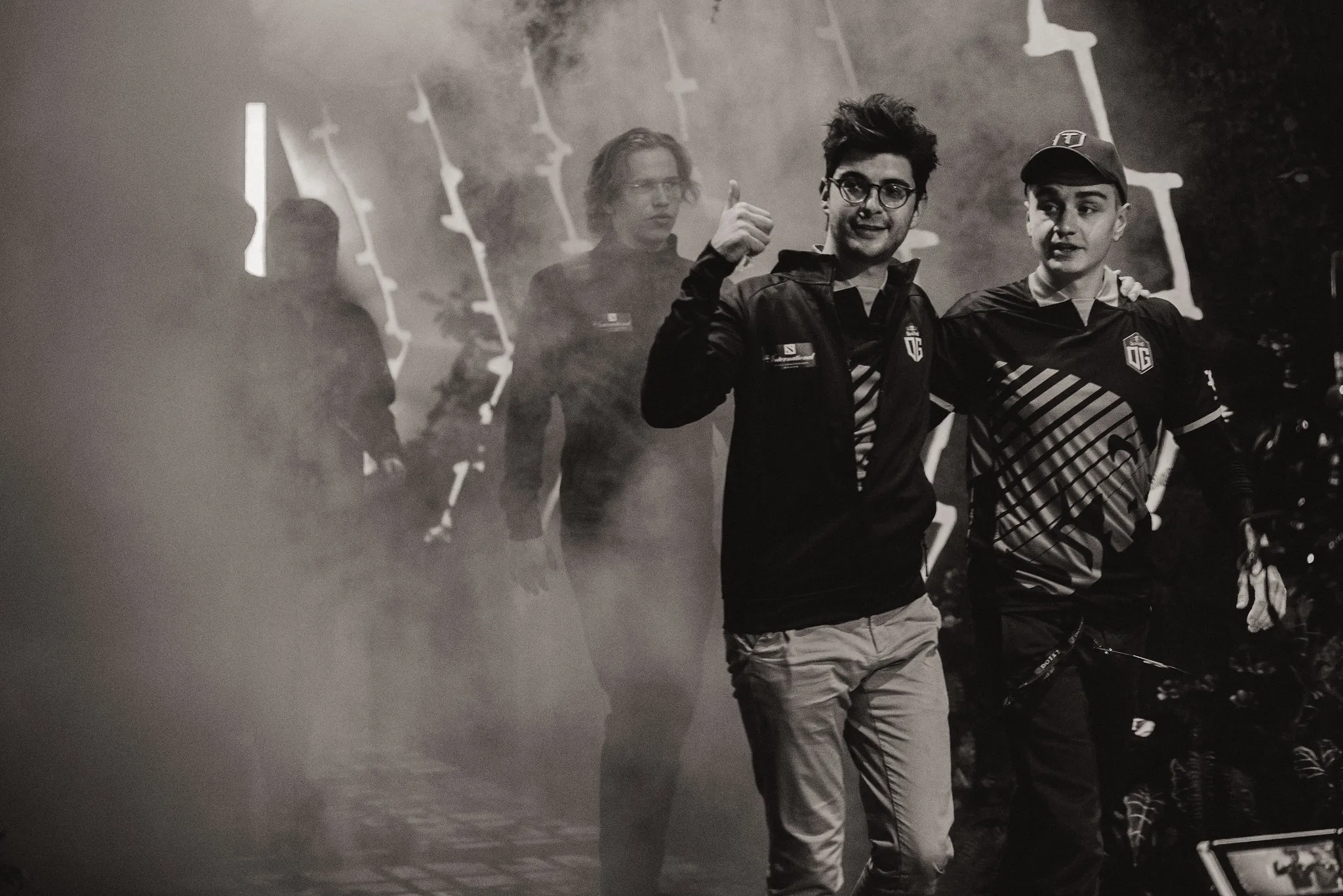 OG 在 2019 年國際邀請賽上奇蹟般逆轉擊敗 Evil Geniuses