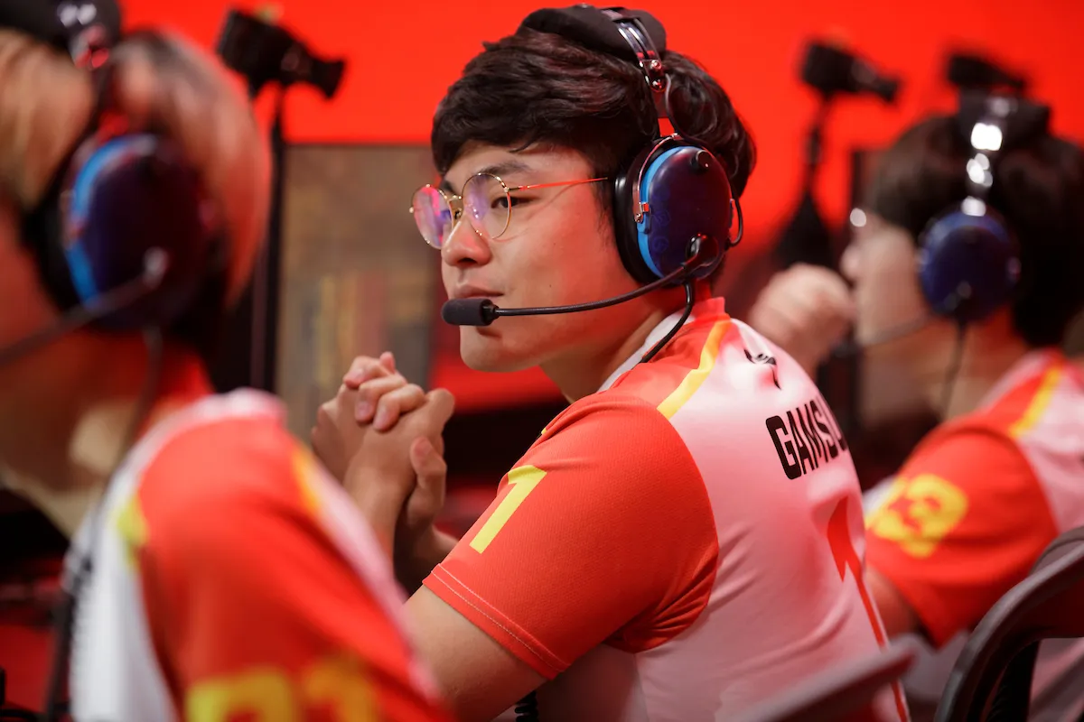 GAMSU与达拉斯燃油的签名2020年守望先锋联赛赛季