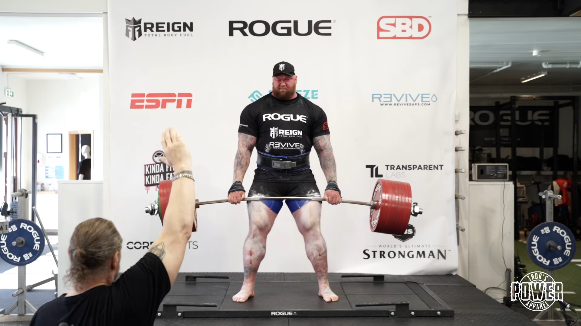 Hafthor“The Mountain”Bjornsson 在 Twitch 上直播打破硬舉世界紀錄