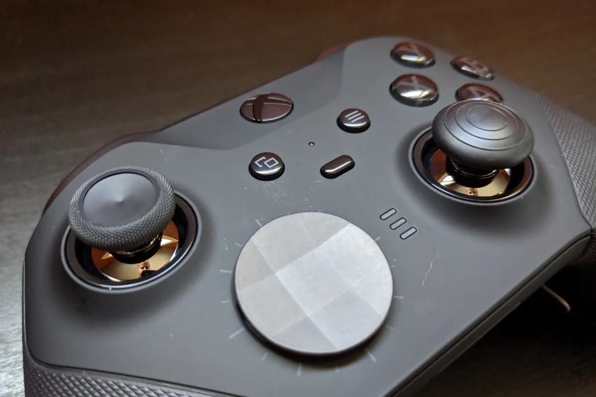 Facebook遊戲不會替換Xbox One儀表板上的混音器