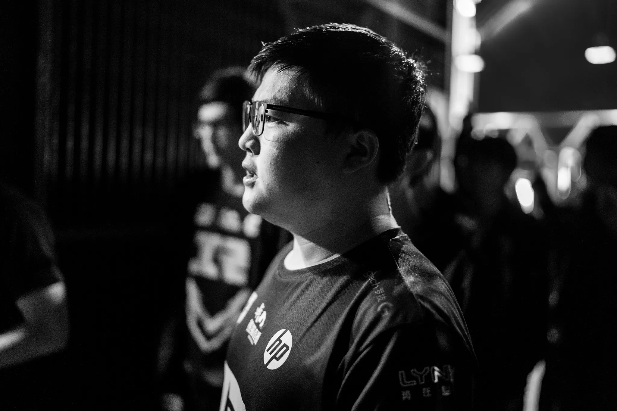 根据Bot Laner West的说法，Uzi几乎去了Invictus游戏而不是退休
