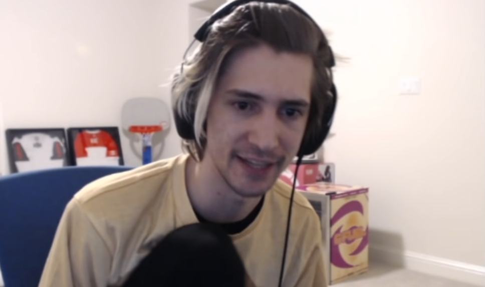 XQC在秋季的史萊姆攀岩時立即被業障擊中
