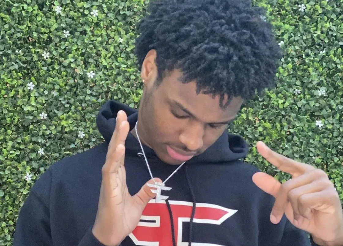 NBA 球星勒布朗·詹姆斯之子布朗尼·詹姆斯加入 FaZe Clan