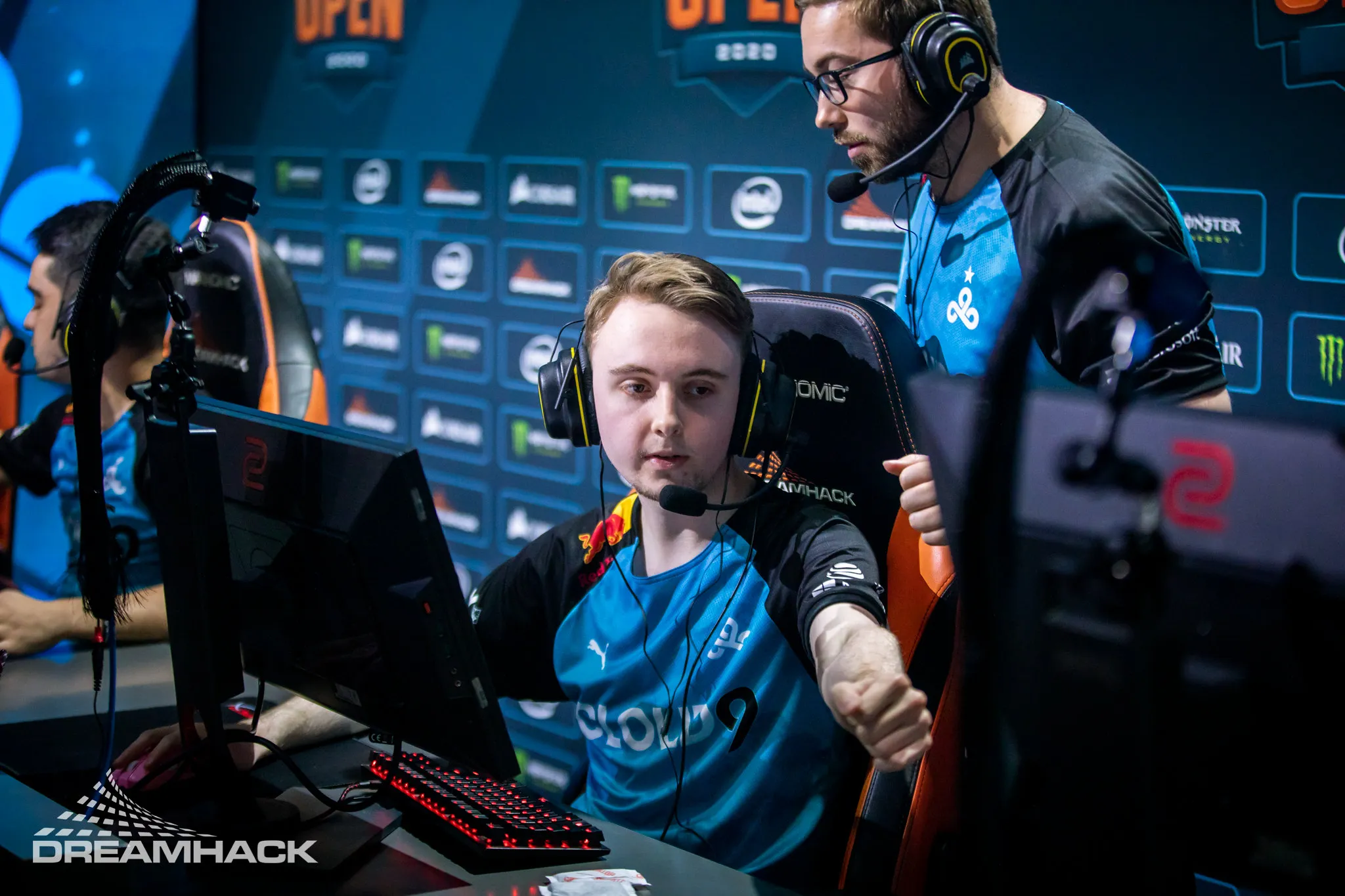 Cloud9 Blue在Astra上的软盘：“她太op op'