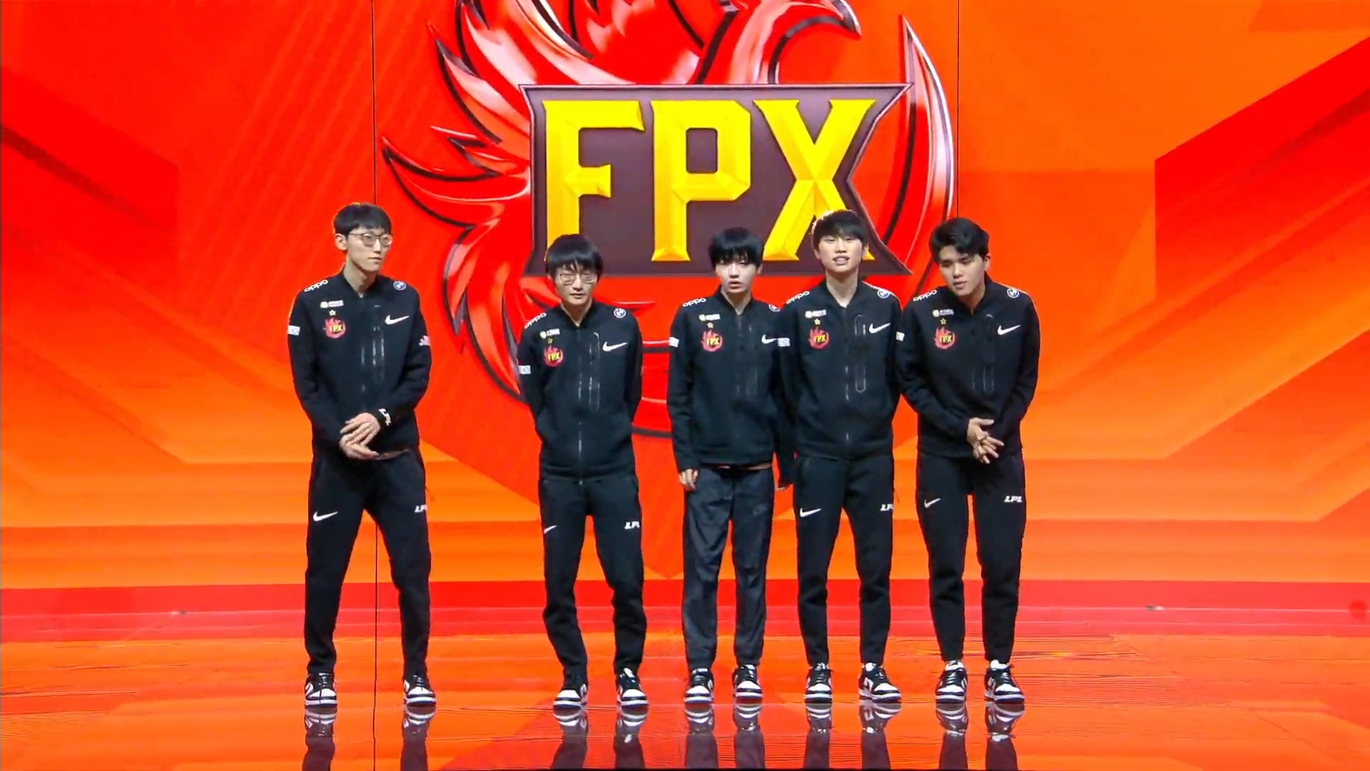 FPX赢得激烈的半决赛系列赛3-2超过2021 LPL春季季后赛