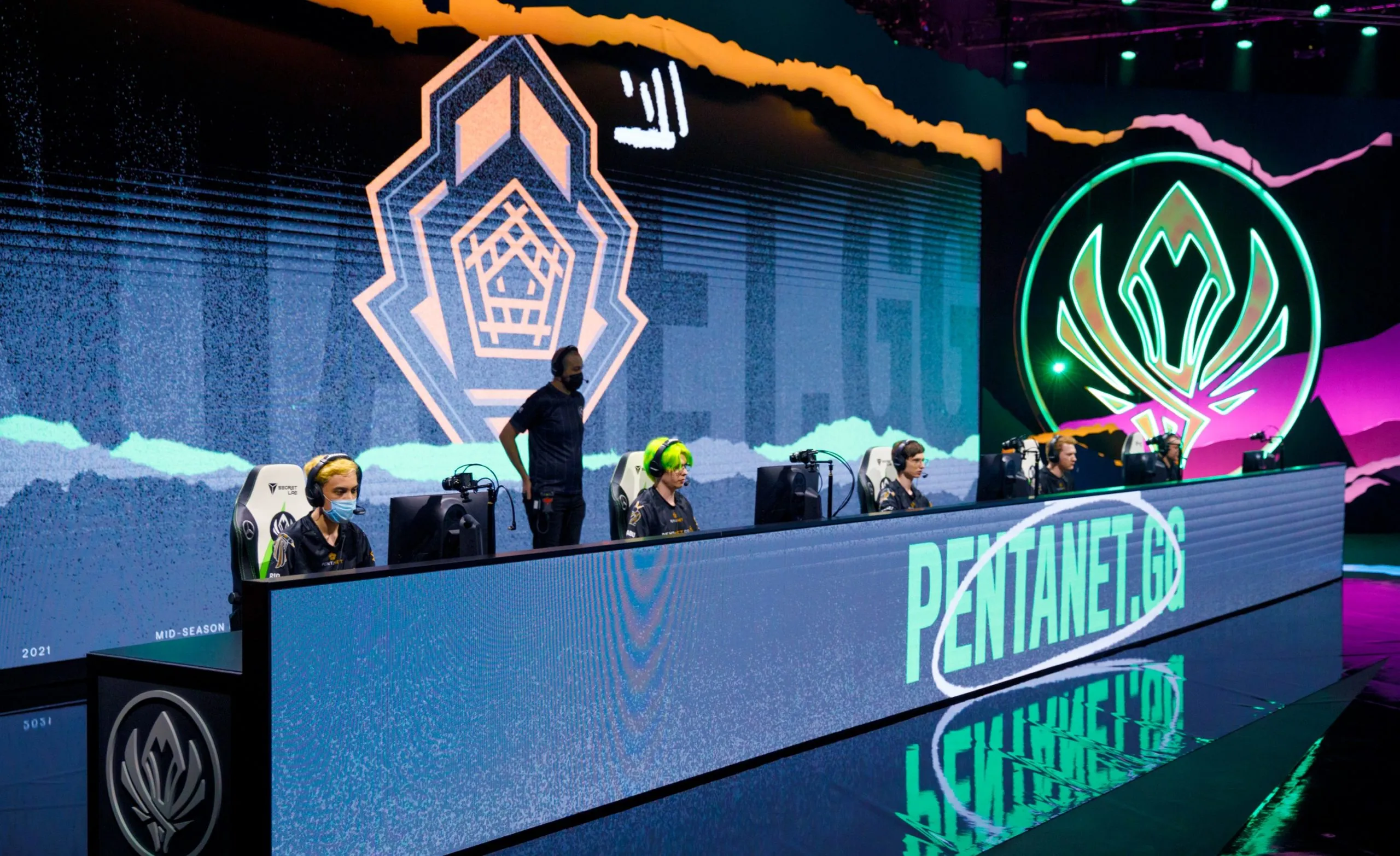 PentanetGG、RNG 在 MSI 2021 第四天 Pabu、Xiaohu 的出色表現後獲得了隆隆賽門票