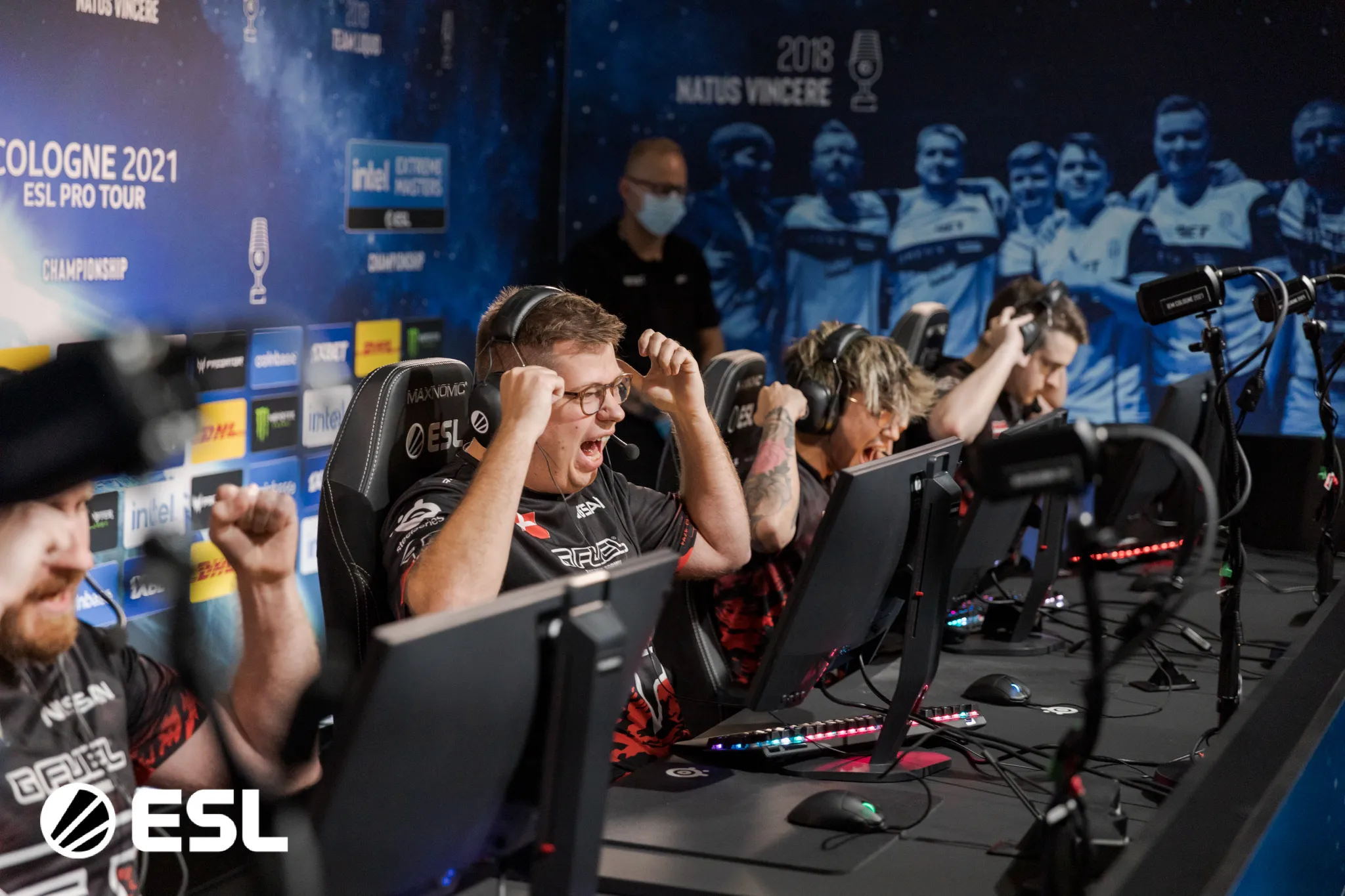 FaZe 在 2021 年 IEM 科隆入圍賽階段擊敗 Complexity