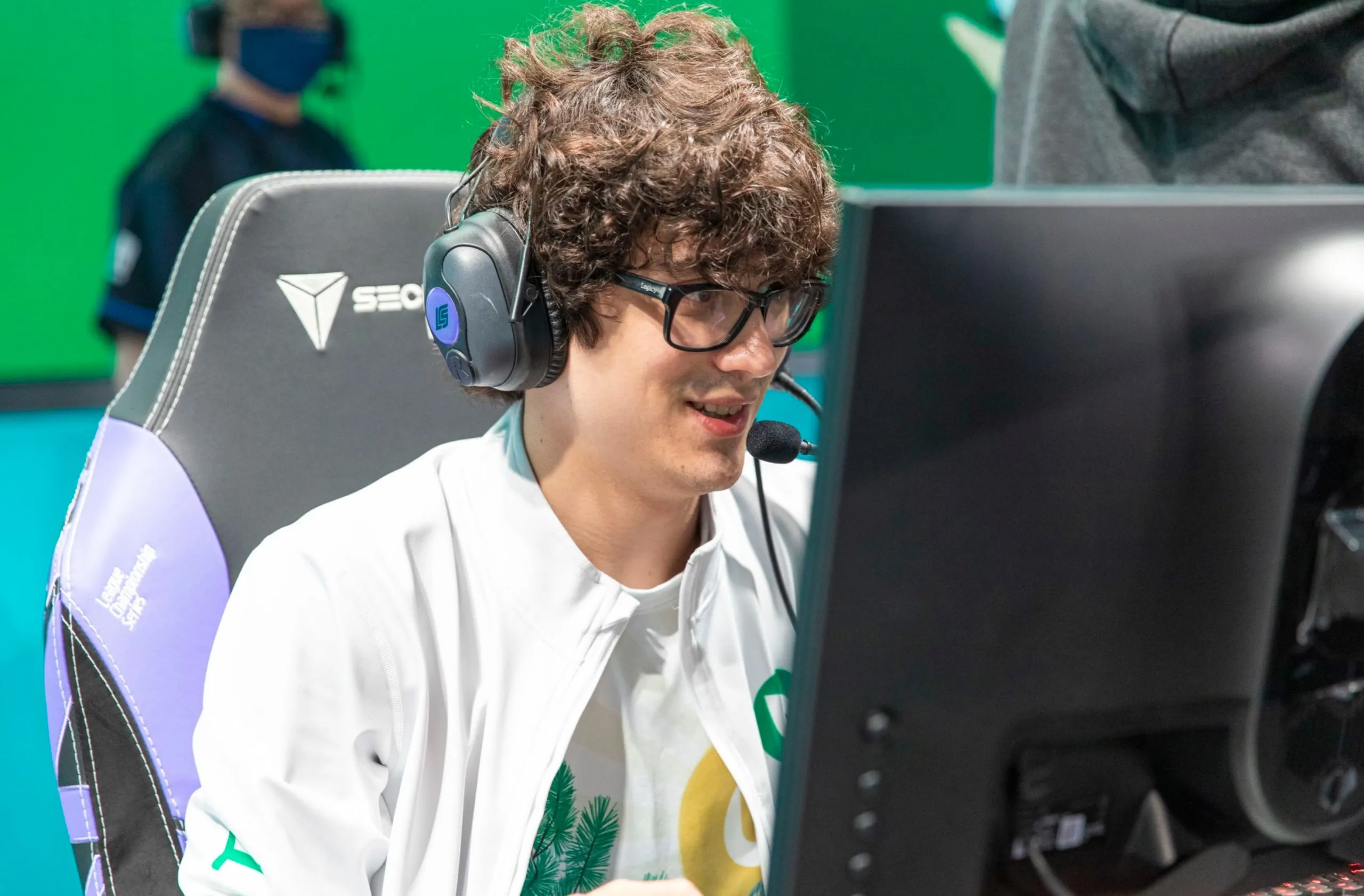 自由飛行：FlyQuest 讓 Josedeodo 探索 2023 年的選擇
