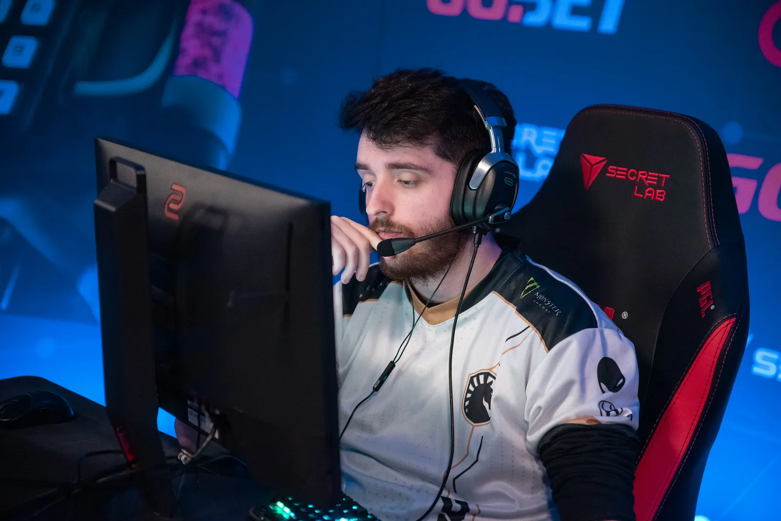 NA希望的終結：從PGL Antwerp Major中取出的液體，並以0-3的記錄刪除