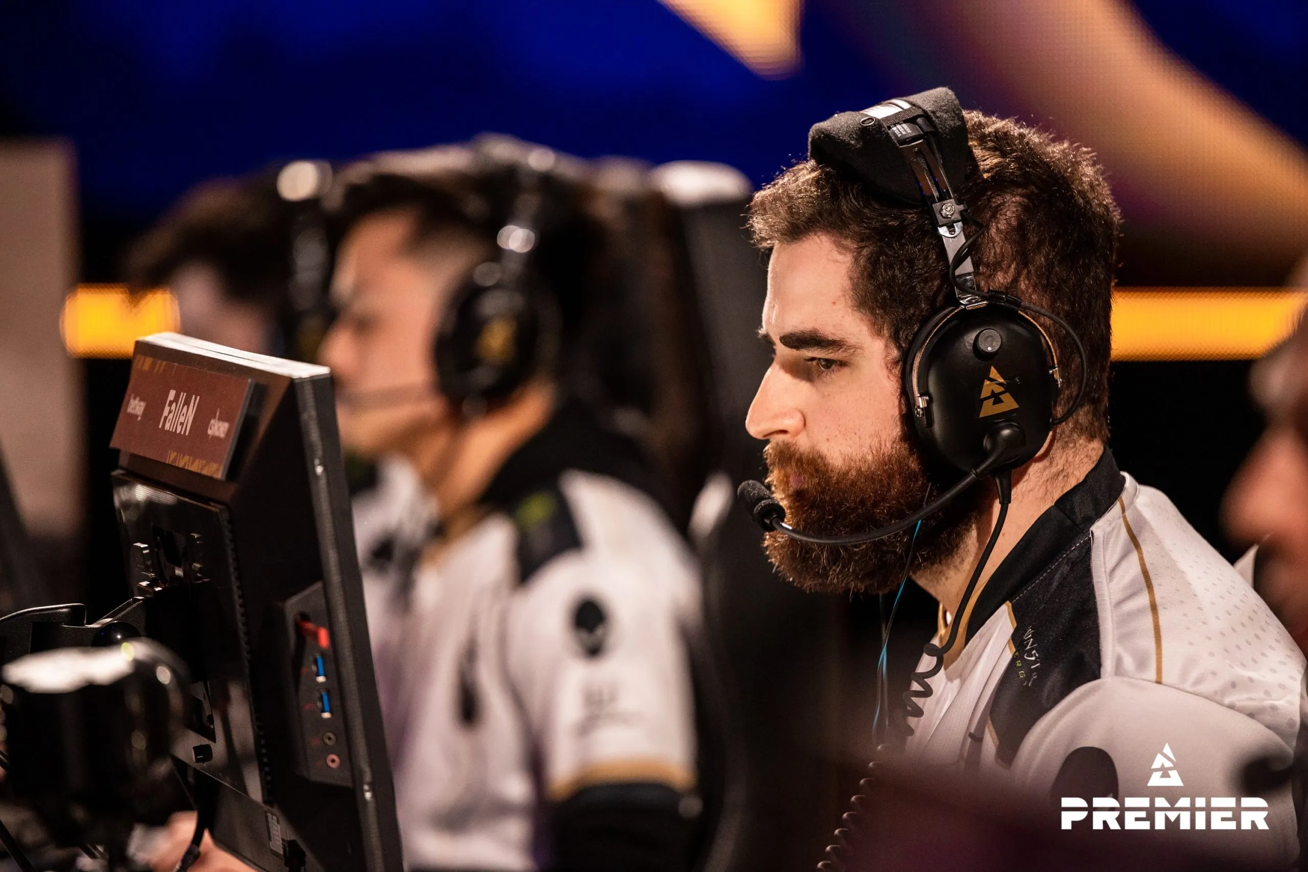 液体工作台 FalleN、Stewie2K 和 Grim