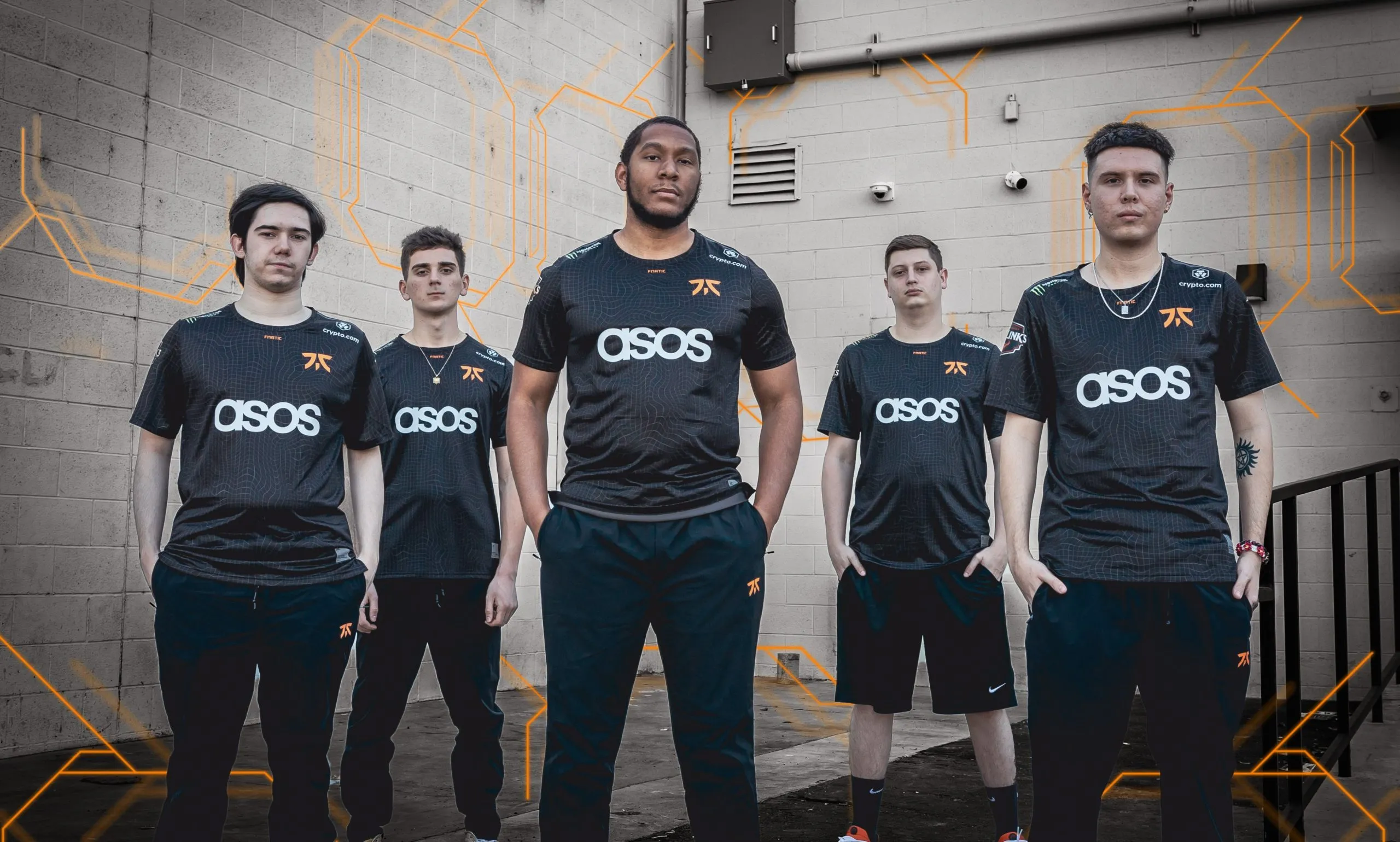 被抑制的fnatic符号，即在HCS Orlando Major之前完成光环阵容重建