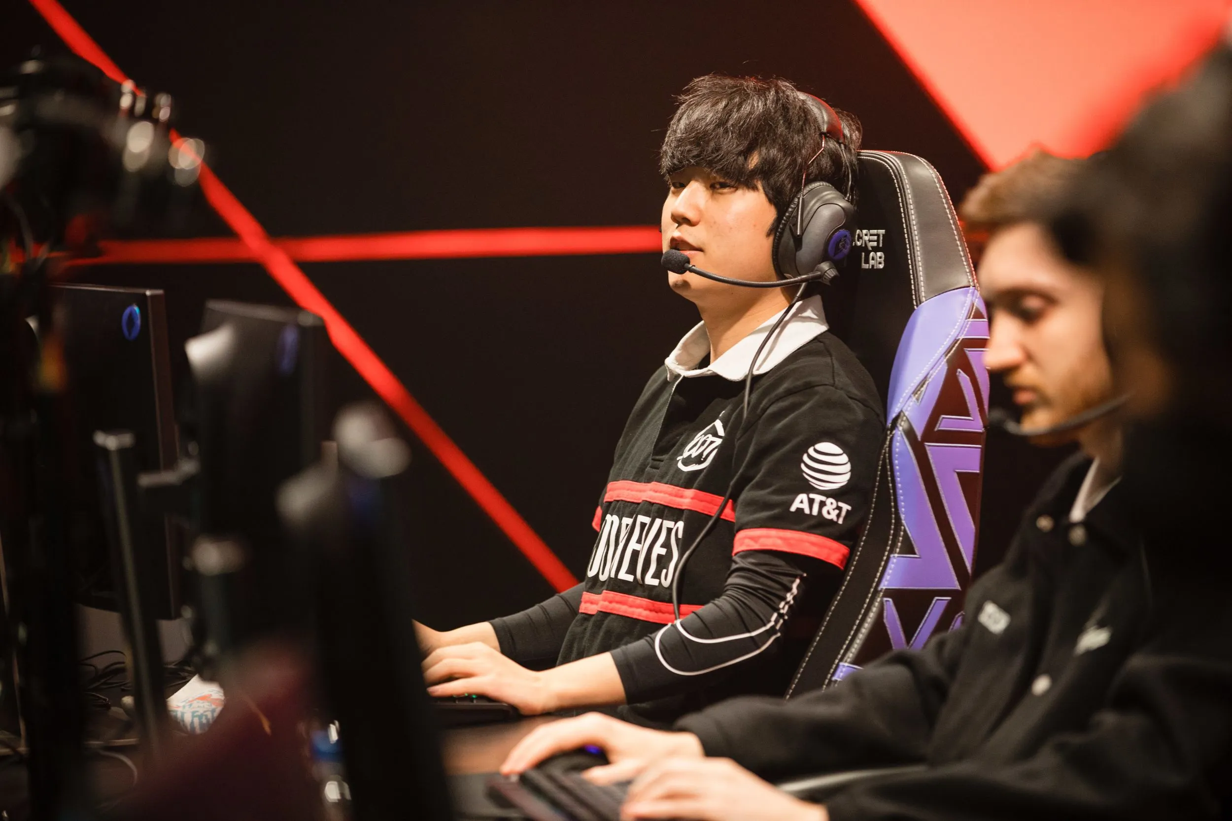 Ssumday使EG Dizzy贏得了2022 LCS Spring Split的第三場比賽