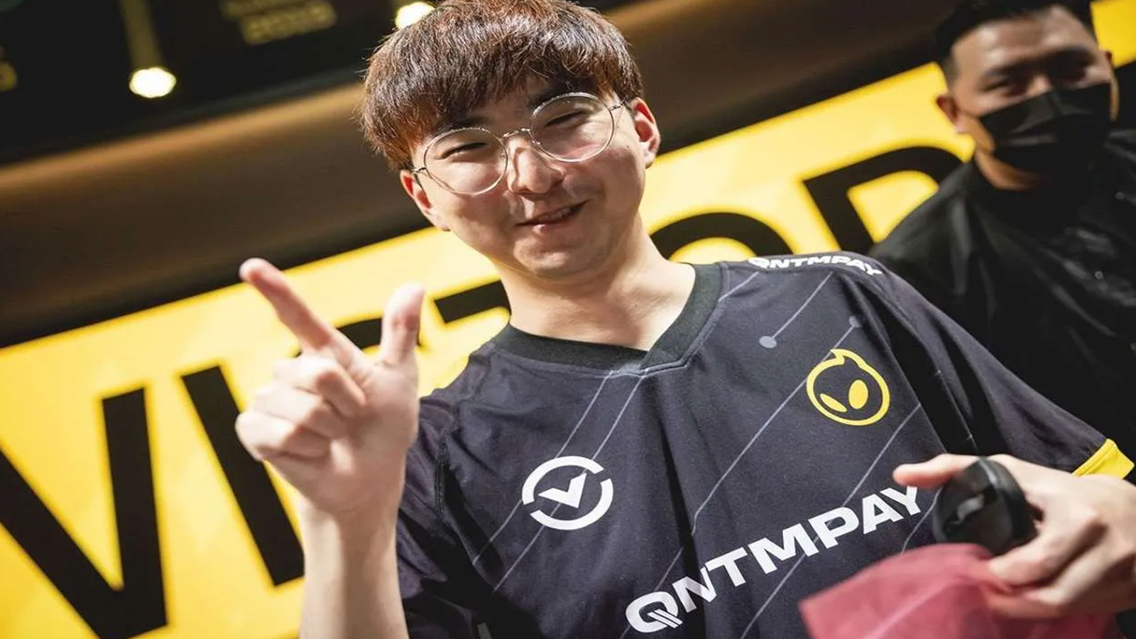 Dignitas 坚守季后赛希望，在 2022 年 LCS 春季赛最后一天再次击败 100 Thieves