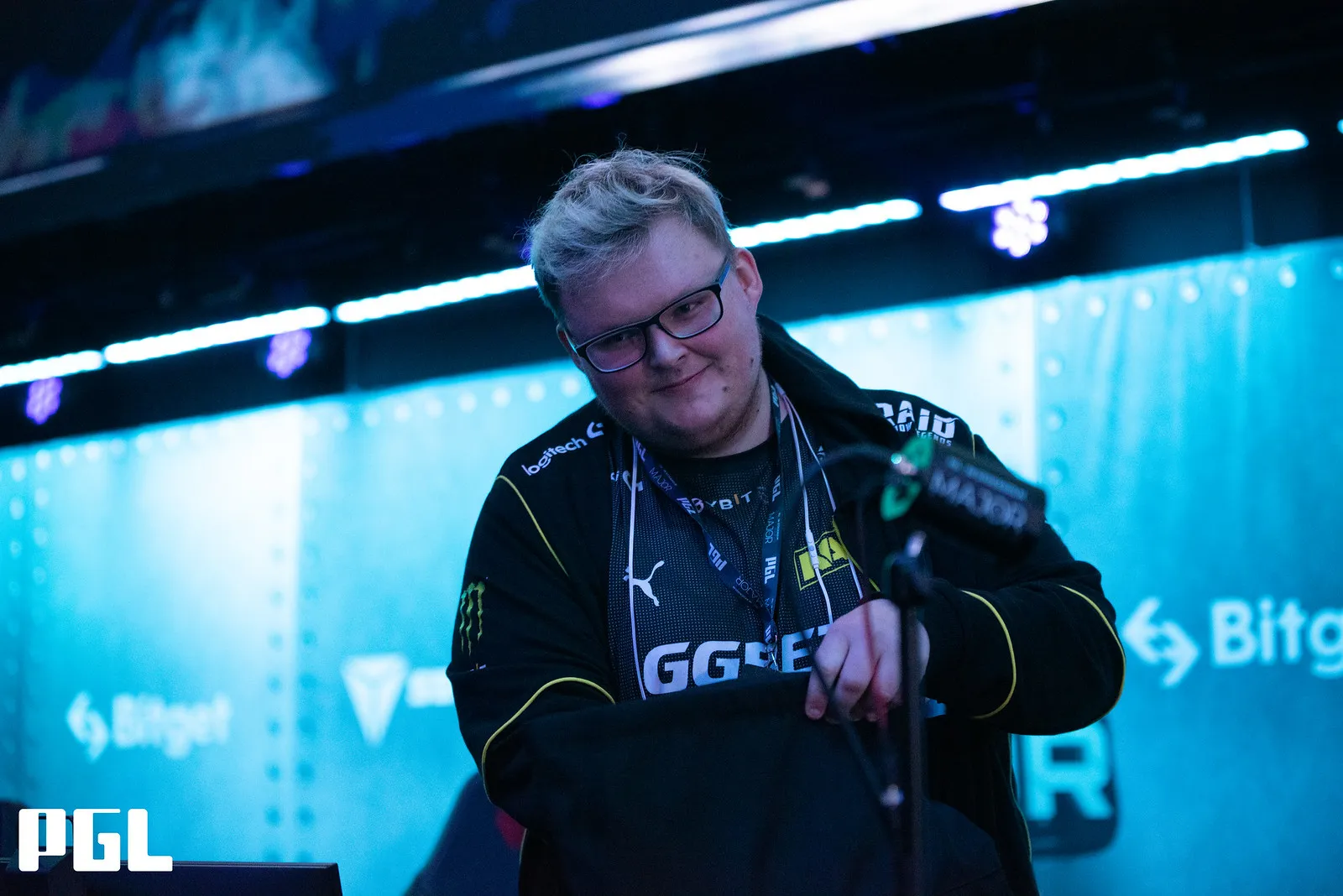 NAVI 以「高聲譽風險」為由將 Boombl4 從 CS:GO 名單中刪除