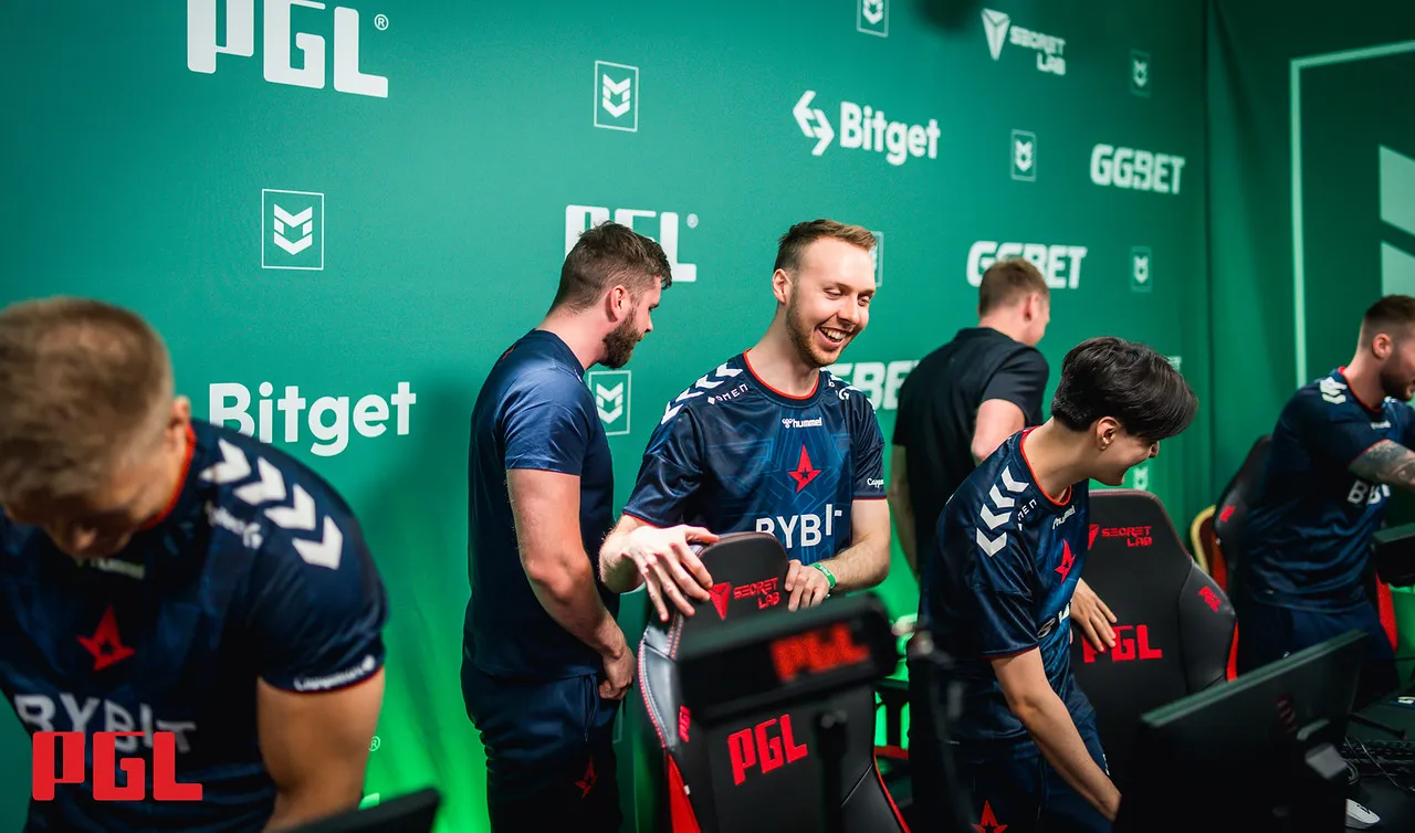 Astralis破壞IHC在PGL Antwerp的主要首次亮相，並在核武器上贏得了勝利