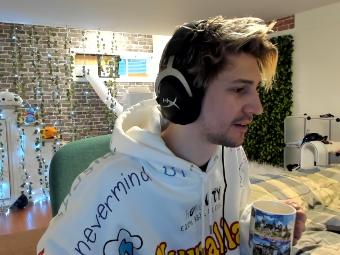 XQC揭示了使用他的赌博促销代码下注的jawdroppopping量