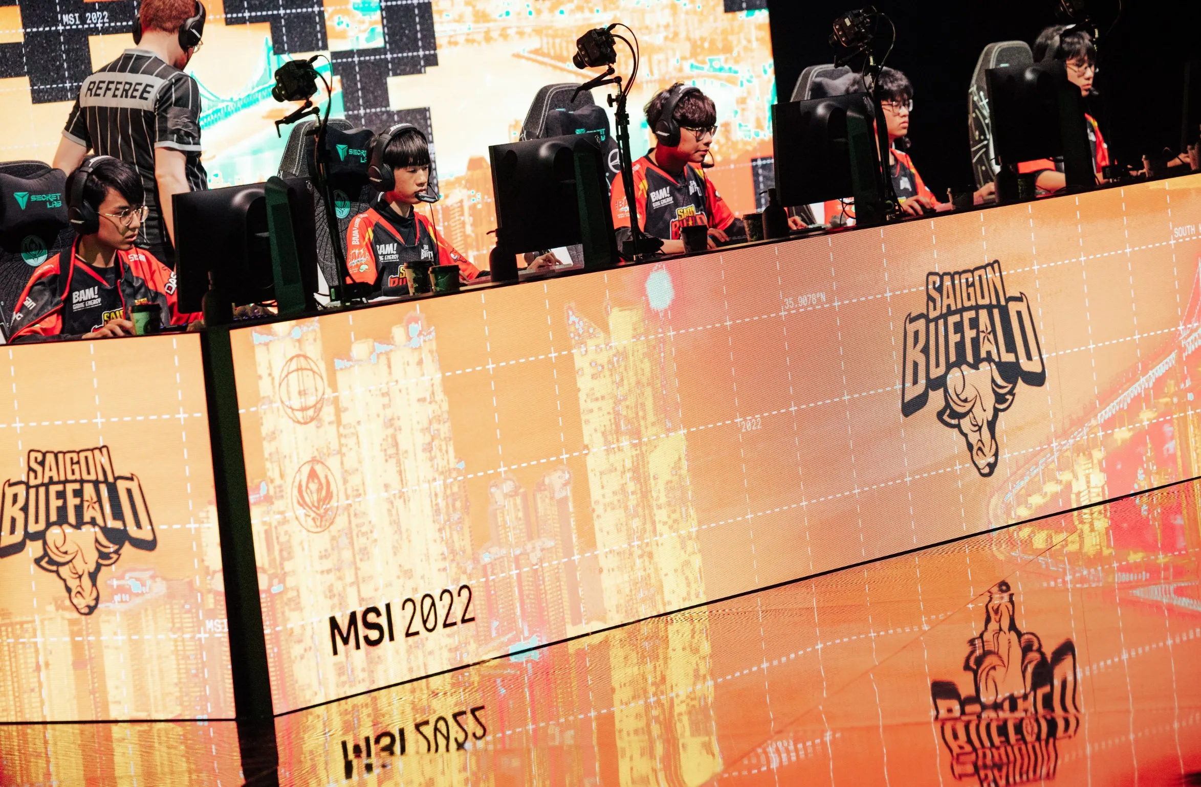 西貢布法羅隊在擊敗第一名 RNG 後，從 MSI 2022 中被淘汰
